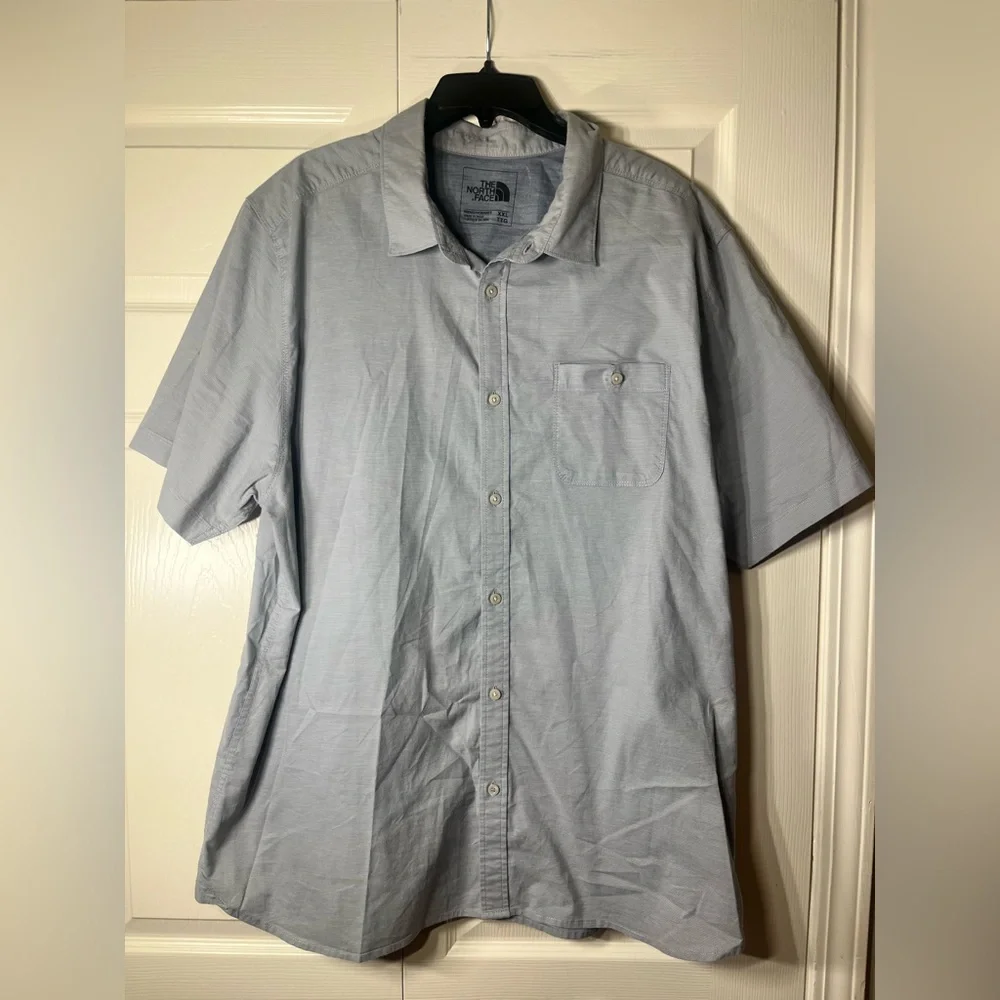 The North Face Men's Gray Short Sleeve Button‎ Down Shirt Size XXL